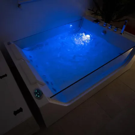 Al 10 Nyaraló Ostuni